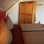 Gaestehaus Kathi Homestay Gyenesdias