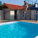Homestay Gaestehaus Kathi Gyenesdias