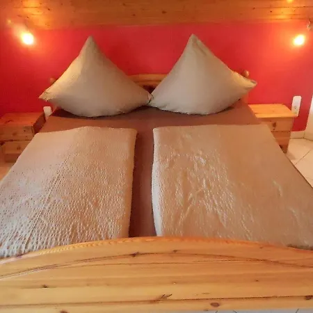 Δωμάτια σε οικογενειακή κατοικία Gaestehaus Kathi *