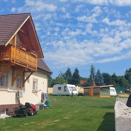 Gaestehaus Kathi * Gyenesdias