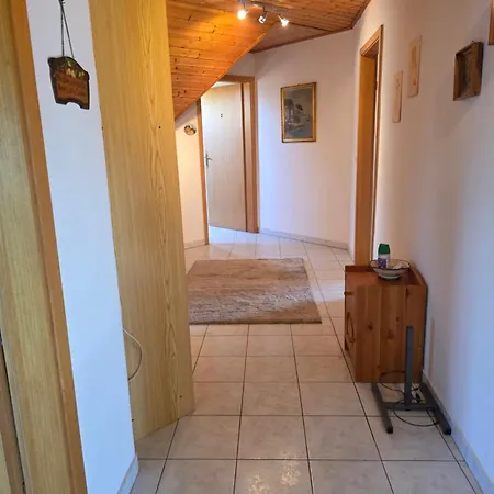 Gaestehaus Kathi Денешдиаш