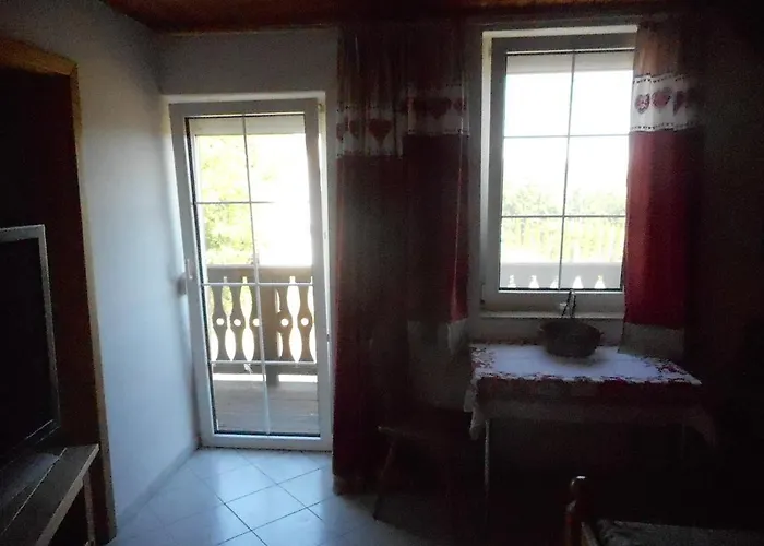 ホームステイ Gaestehaus Kathi Gyenesdiás