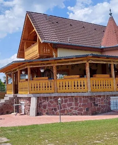 ホームステイ Gaestehaus Kathi Gyenesdiás