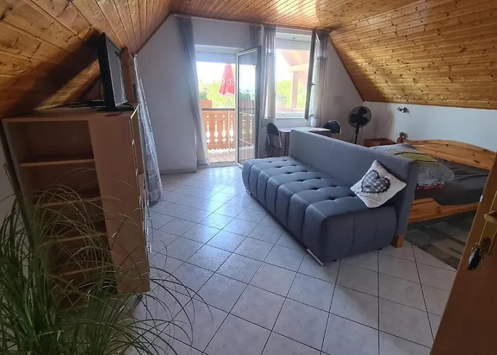 Rum i privatbostad Gaestehaus Kathi Gyenesdiás